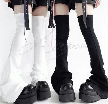 Horn Cuff Knee Socks
