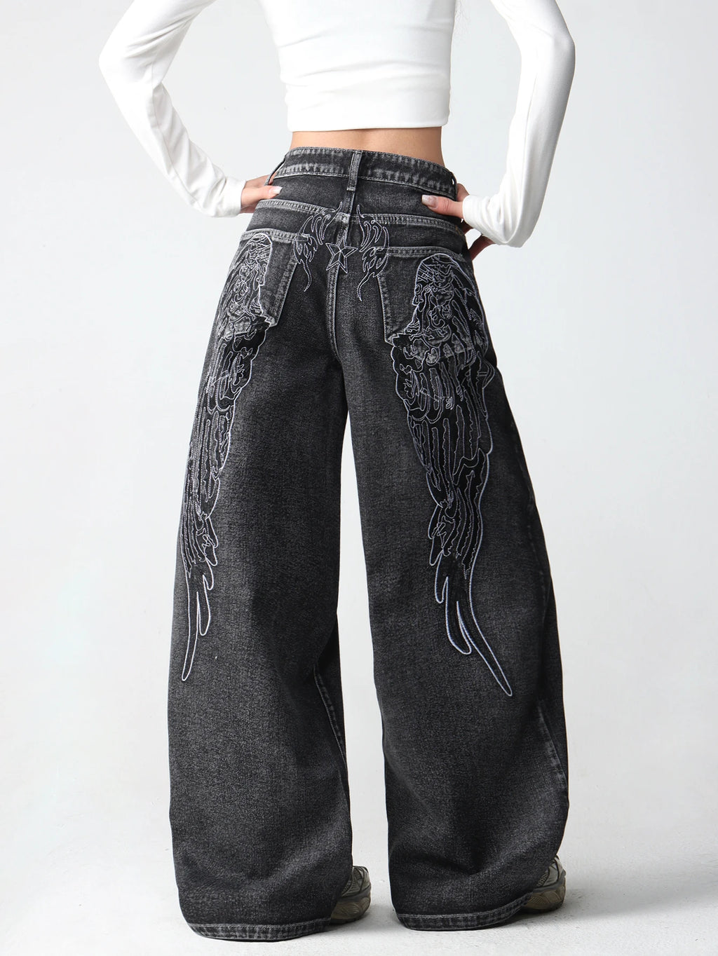 Wing Embroidered Baggy Jeans