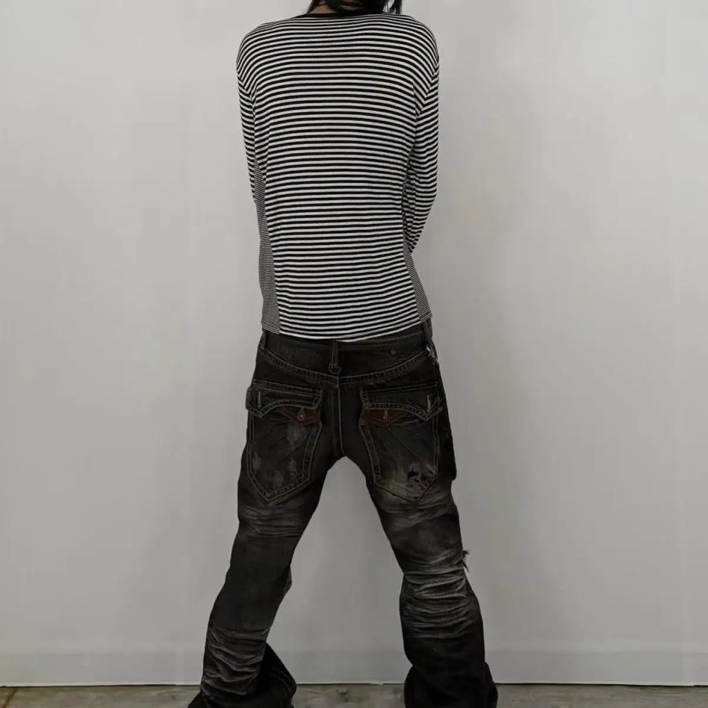 Striped Skull Print Long Sleeve Tee