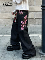 Embroidered Baggy Jeans