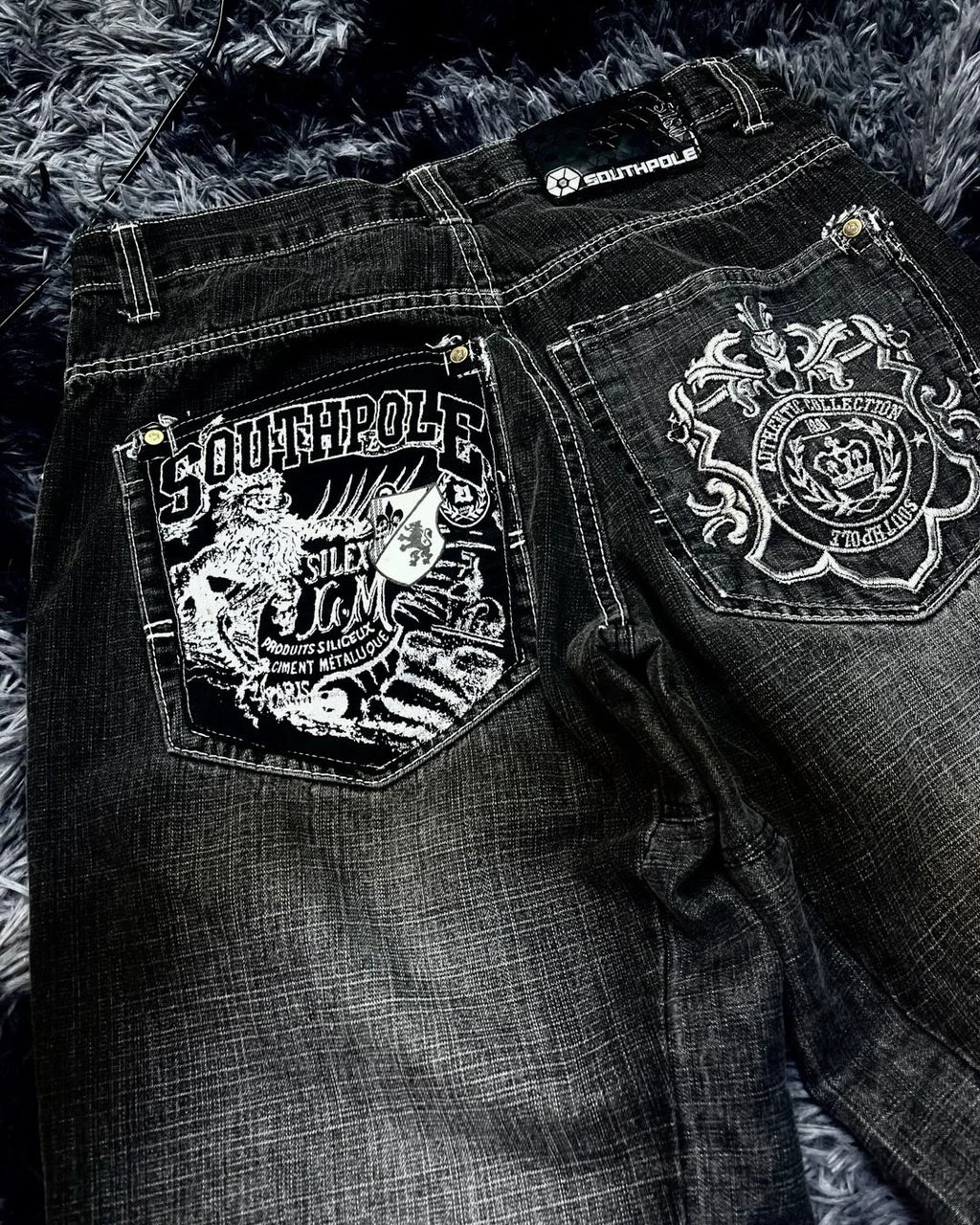 Embroidered Wide-Leg Jeans