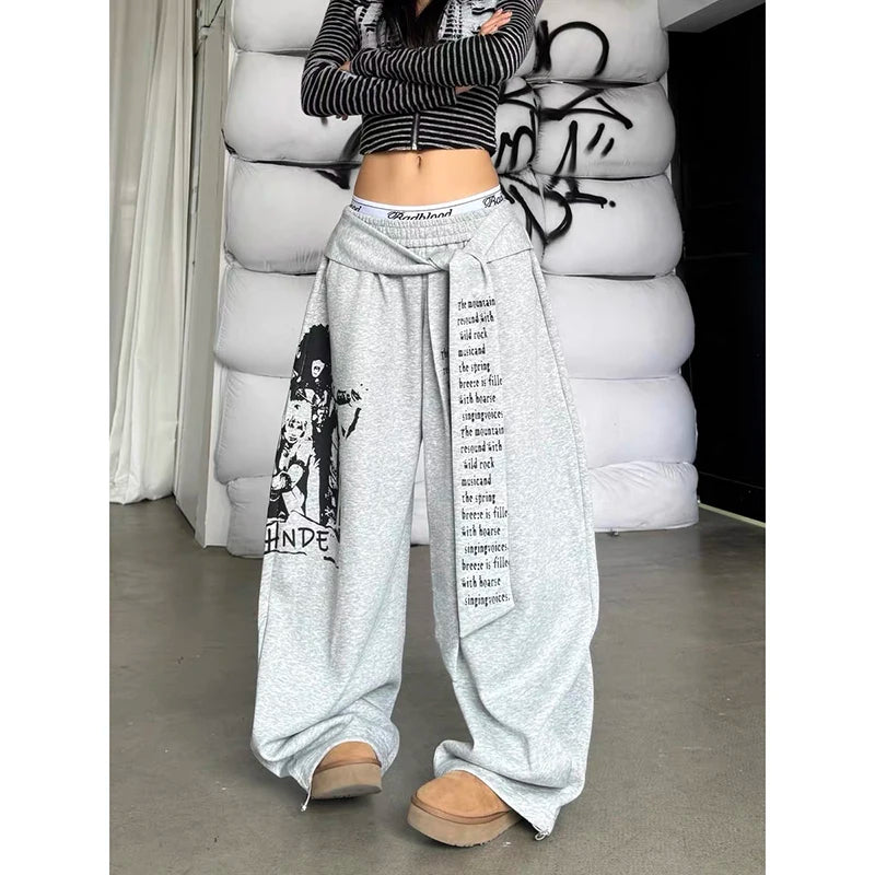 Graphic Print Baggy Sweatpants