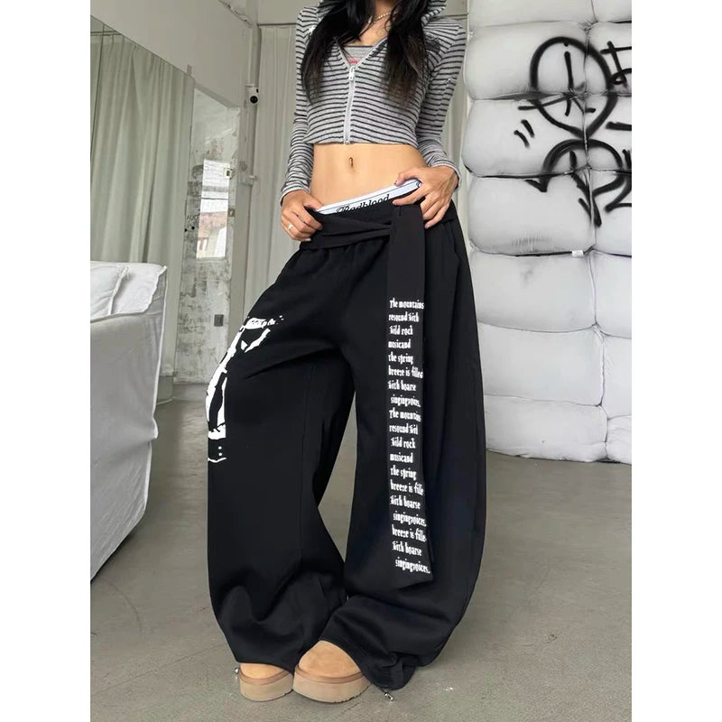 Graphic Print Baggy Sweatpants